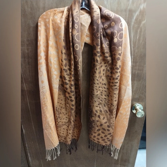 Pashmina - Picture 3 of 3